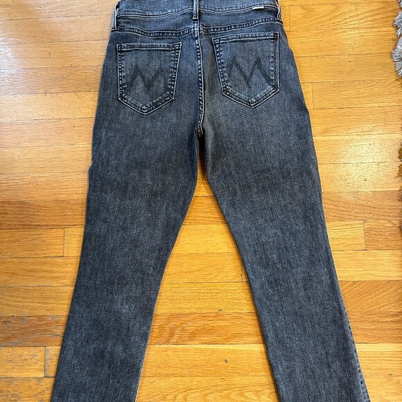 MOTHER Rascal Ankle Step Fray jeans in Night Garden (dark gray) wash, size 28 - Picture 2 of 6